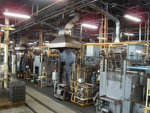 当社の締結部品が製造される中で、『熱処理工程』で使用する機械のご紹介